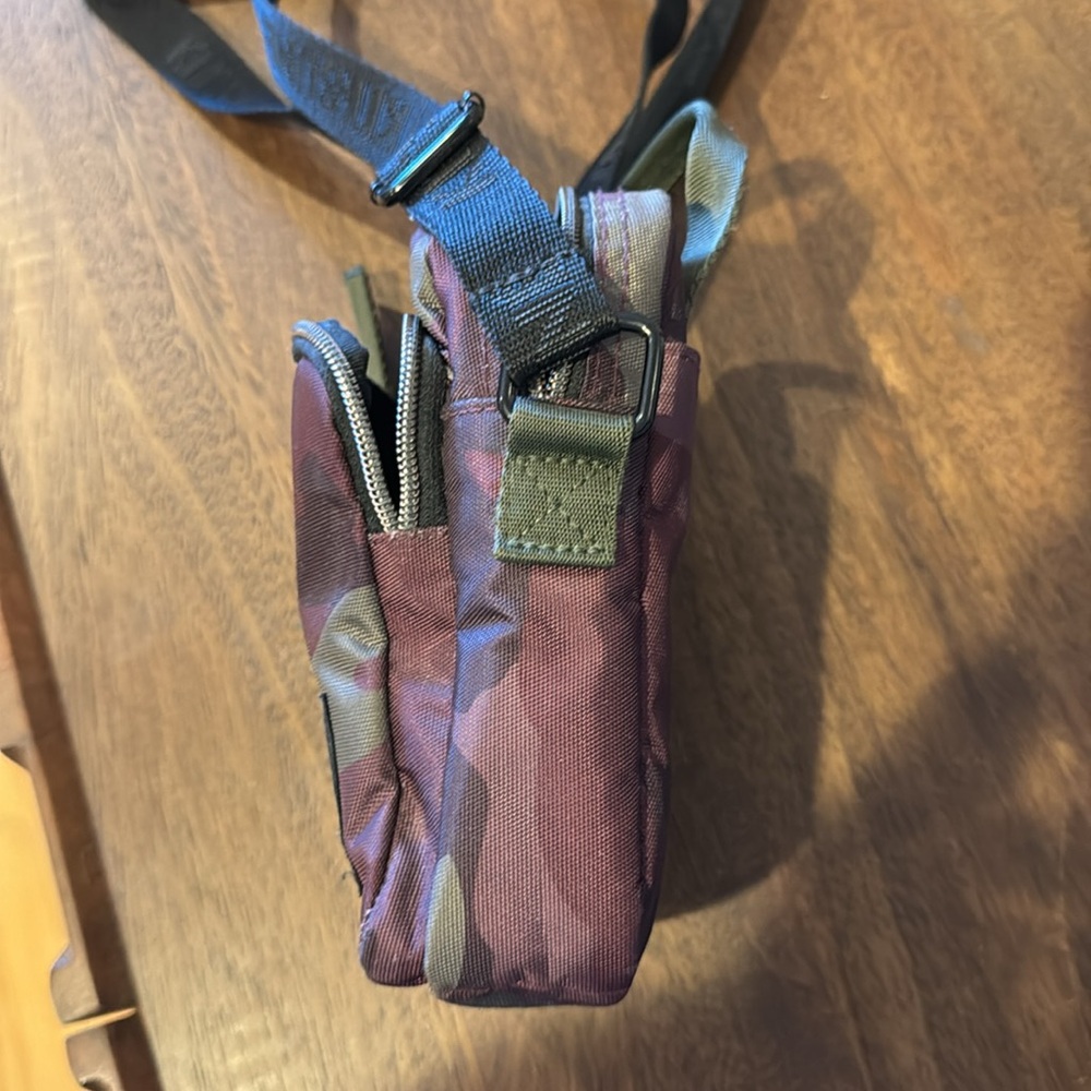 MAISON KITSUNE X EASTPAK EUC Camouflage Crossbody Satchel Bag - Picture 14 of 14